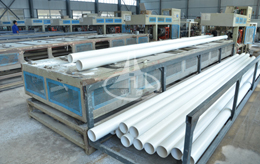 亞塑PVC管材生產車間 亞塑PVC管材生產車間